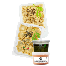 Daily Chef verse pasta pak à 250/500 gram,
Daily Chef groene pesto pastasaus
bakje à 180 ml of Noordertrots pastasaus
bakje à 25